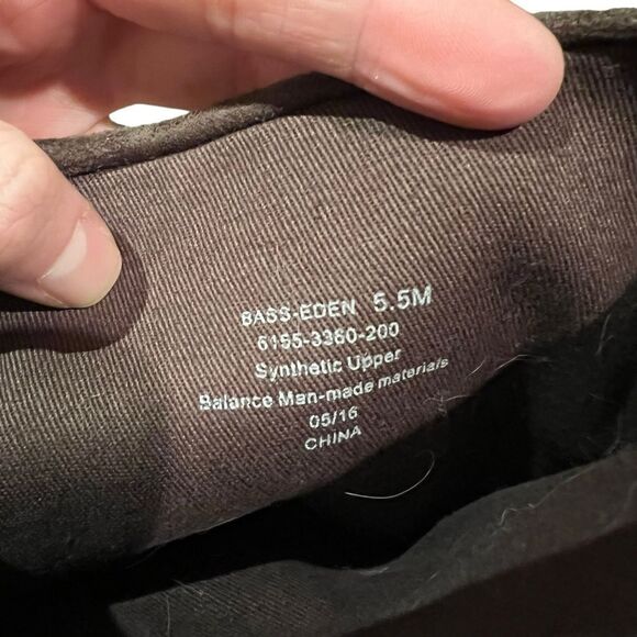 Bass brown wedge boots. Size 5.5 - Picture 2 of 9